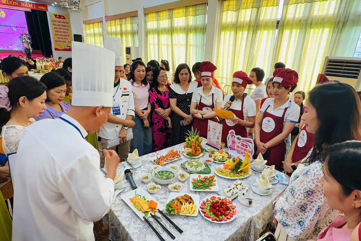 View of the Food Competition. Photo: Uong Bi Thermal Power Company Trade Union