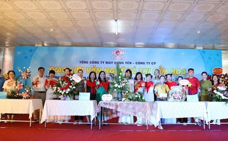 Workers of Hung Yen Garment Company - JSC enthusiastically participated in the activities organized by the Company's Trade Union on October 20. Photo: CDN