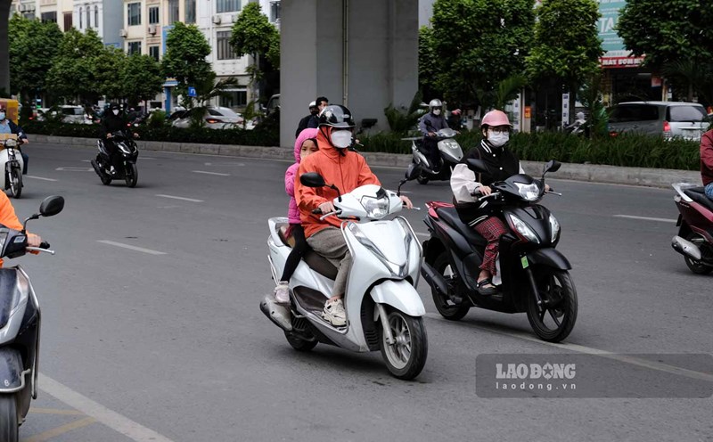 Hanoi weather forecast will turn cold at night and in the morning from the night of October 20. Photo: Hong Diep