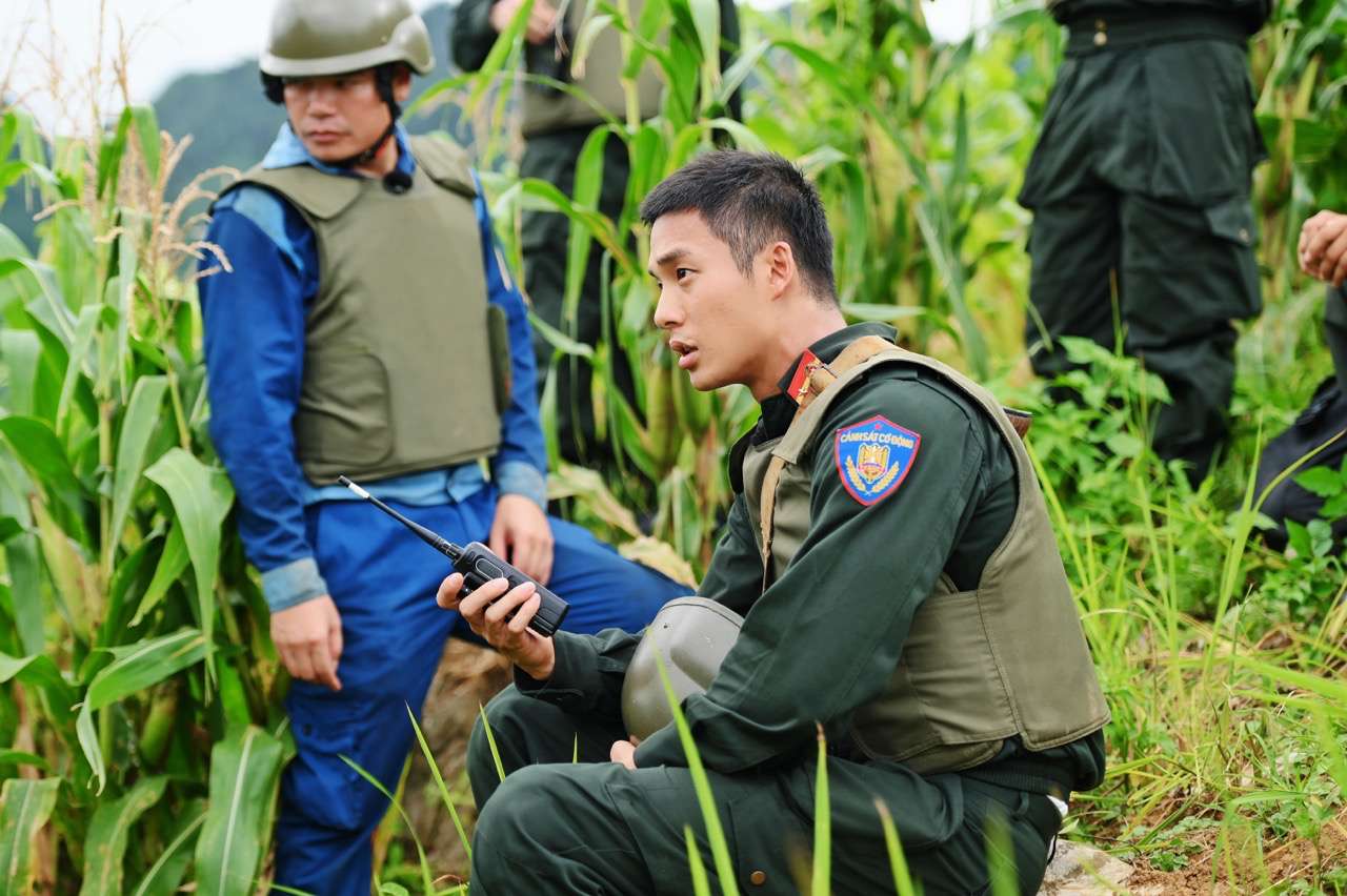 Cac nghe si nhap vai trong Chien si qua cam. Anh: Nha san xuat.