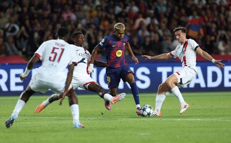 Barcelona lost 1-2 at home to PSG in the second round of the UEFA Champions League group stage. Photo: AFP