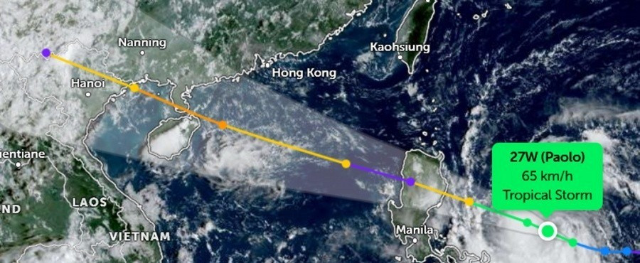 Current location and forecast path of Typhoon Matmo, which is likely to become the 11th typhoon in the East Sea. Photo: Zoom Earth, JMA/ NOAA
