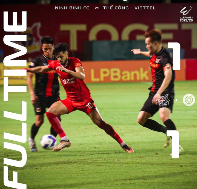 Ninh Binh (in black) was held to a draw by The Cong Viettel despite playing with one more player for most of the time. Photo: TCVT