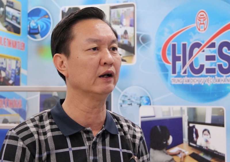 Ong Vu Quang Thanh - Pho Giam doc Trung tam Dich vu viec lam Ha Noi. Anh: My Linh