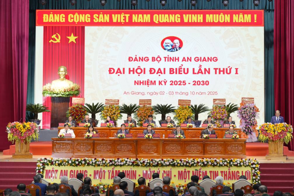 Doan Chu tich Dai hoi. Anh: BTC