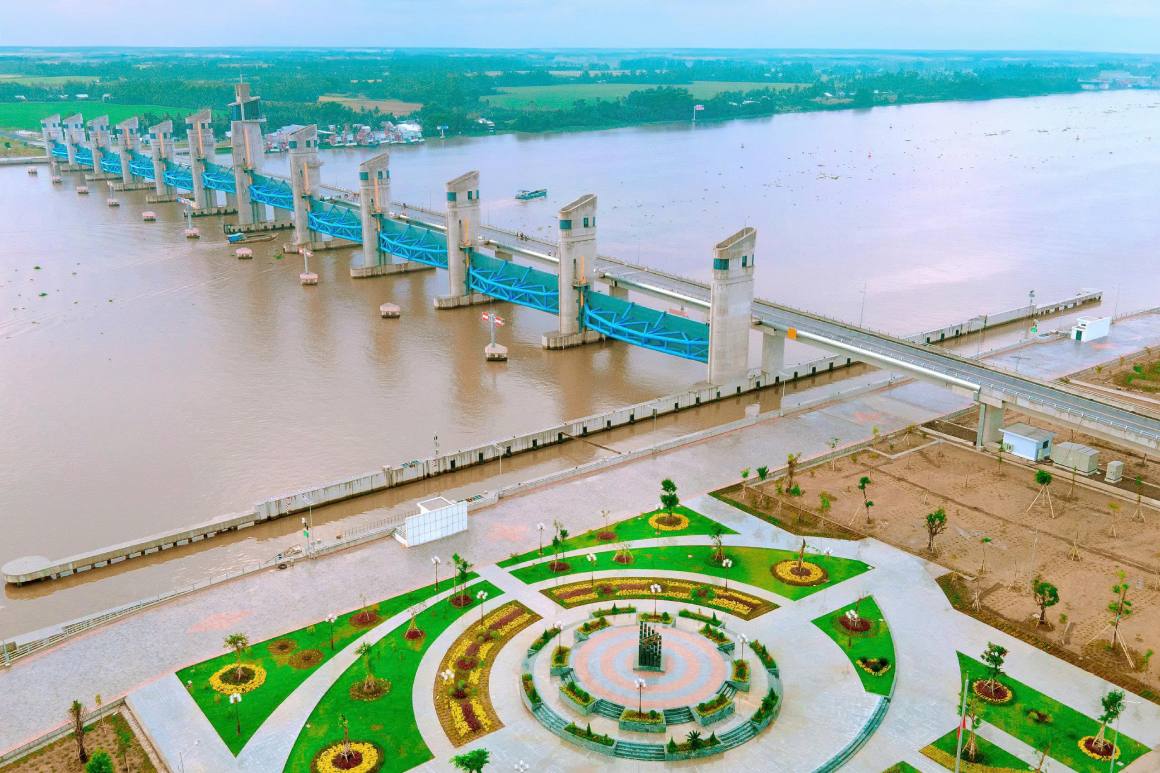 Co he thong ket cau ha tang kinh te - xa hoi phat trien dong bo, thich ung voi bien doi khi hau. Anh: BTC