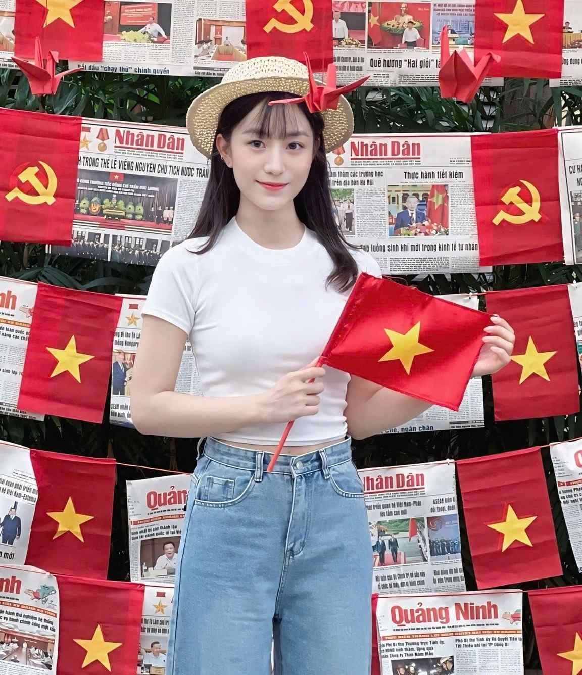 Co 15 nu cong nhan tham gia cuoc thi “Nguoi dep Yazaki Quang Ninh 2025”. Anh: Cong ty Yazaki Quang Ninh.