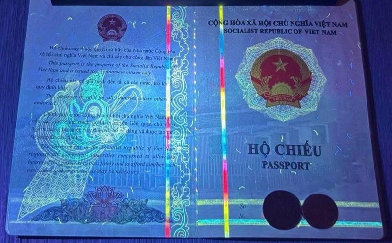 Interesting discovery when scanning a Vietnamese passport under UV light.