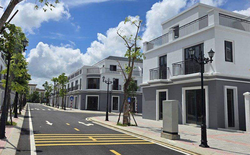 Vingroup's social housing project in Nam Dong Ha ward, Quang Tri province has been completed and is preparing to open for sale. Photo: Hung Tho