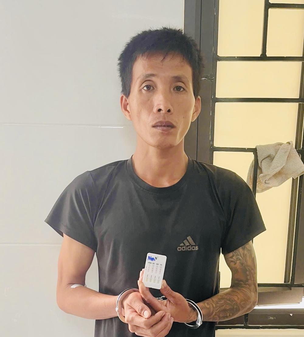 Doi tuong Nguyen Van Nam da bi Cong an bat giu. Anh: Cong an Ha Tinh.