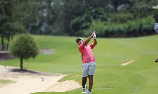 Golf thủ Nguyễn Tuấn Anh tăng bậc trước khi sang Bahrain tham dự Đại hội thể thao trẻ châu Á 2025. Ảnh: Như Ý