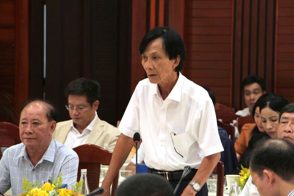 元ホイアン市党委員会書記のグエン・スー氏は、ホイアンの古都の保存は国家予算だけに頼ることはできないと語った。写真: トラン・ティ