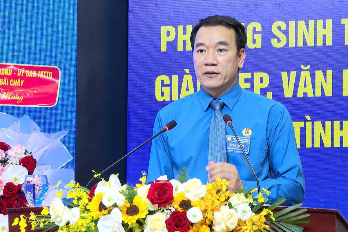 Ong To Xuan Thao, Pho Chu tich Uy ban MTTQ tinh, Chu tich LDLD tinh Quang Ninh phat bieu tai dai hoi. Anh: Cong TTDT Bai Chay