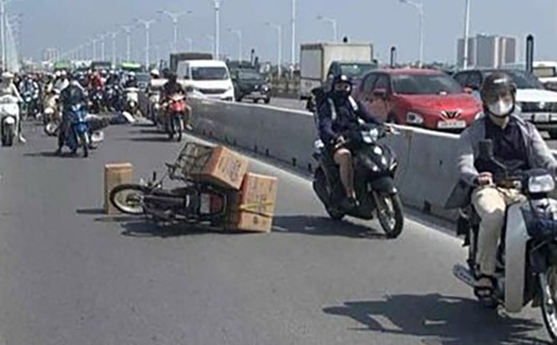 Scene of the traffic accident. Photo: D. Hieu