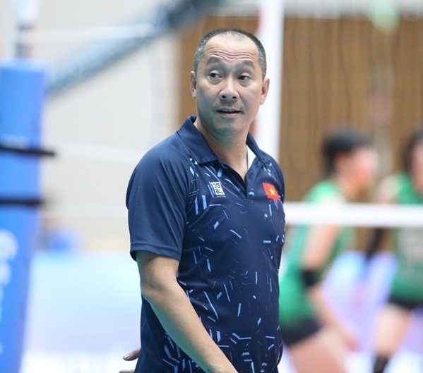 Huan luyen vien Nguyen Tuan Kiet dang so huu lua cau thu vang, huong toi muc tieu gianh vang SEA Games. Anh: VFV