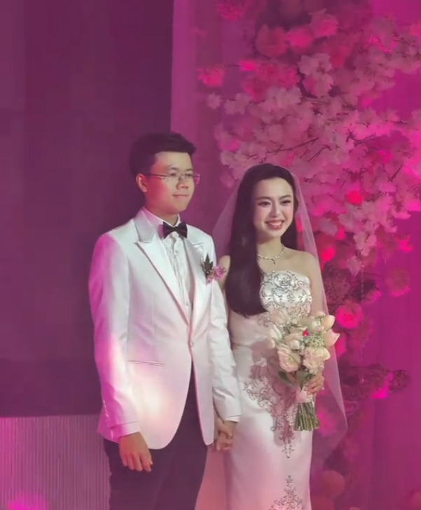Nhan sac xinh dep cua Ruby Nguyen trong le an hoi cung Phan Hoang. Anh cat tu video, nguon: Quan Nguyen Pu Le.