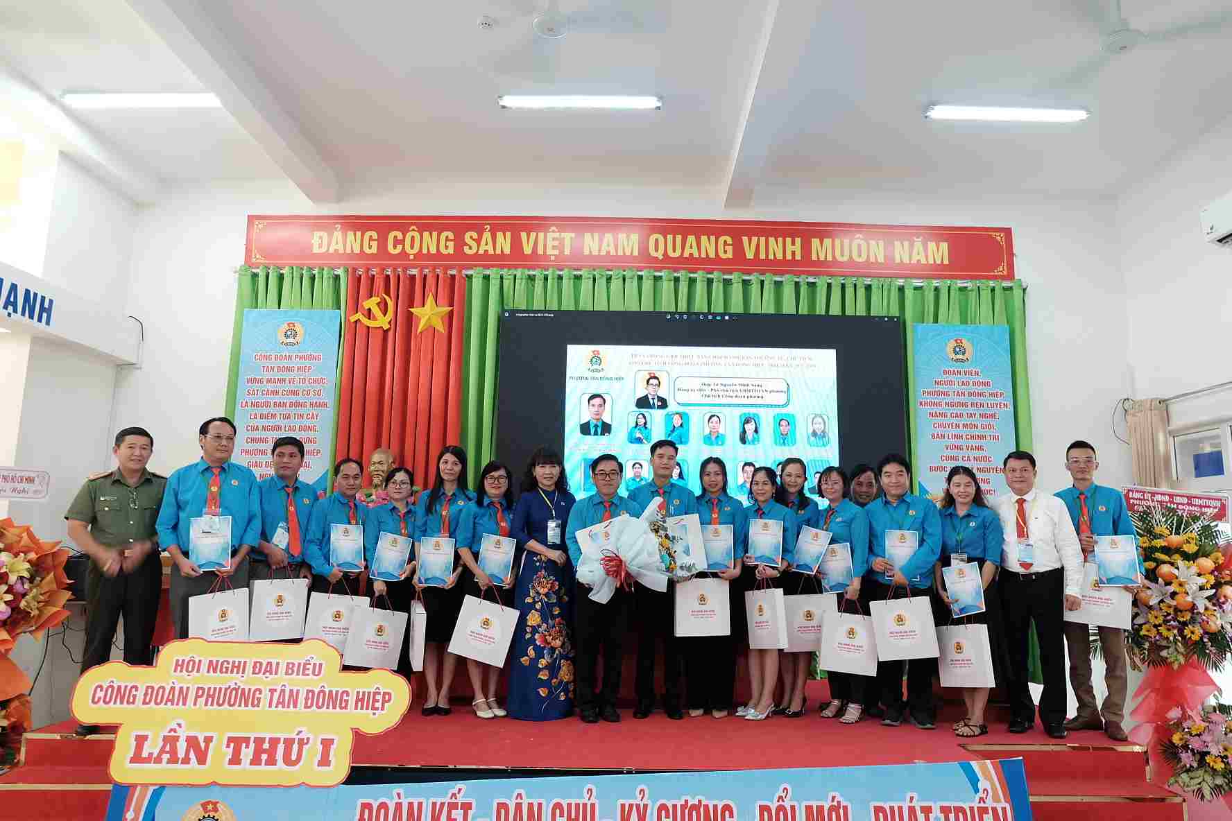 Trong nhiem ky 2025-2030, Cong doan phuong Tan Dong Hiep tap trung cham lo cho doan vien lao dong kho khan. Anh: Cong doan cung cap