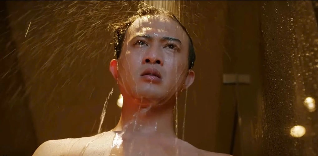 약 1분 길이의 Doan Quoc Dam의 영화 장면이 다양한 의견과 공유되었습니다. 사진: 화면 캡처