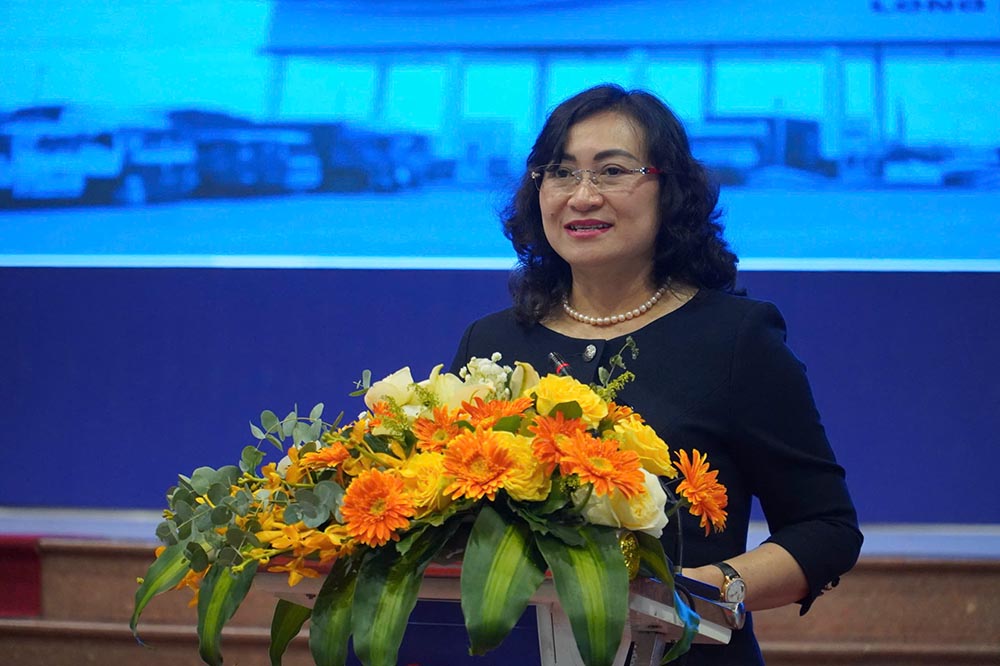 Thu truong Bo Cong Thuong Phan Thi Thang phat bieu tai hoi nghi. Anh: Thanh Vu