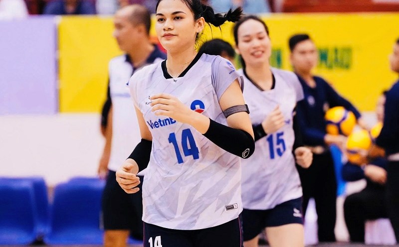 Striker Vi Thi Nhu Quynh will participate in the final round of the 2025 National A-League. Photo: VFV