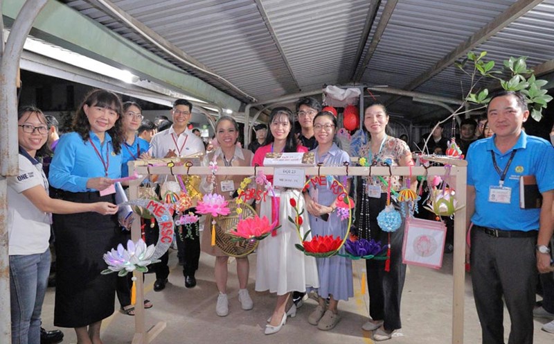 The Trade Union of Rochdale Spears Co., Ltd. organizes activities to create a playground for female workers. Photo: Provided by the Trade Union