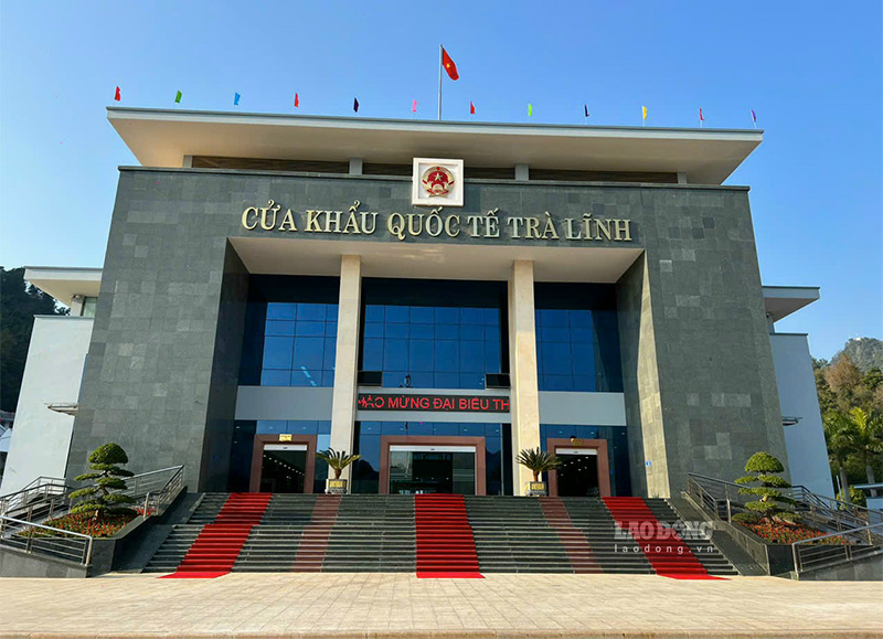Cao toc Dong Dang - Tra Linh ket noi se giup dia phuong thuc day giao thuong ma thuan loi trong moi goi dau tu. Anh: Tan Van