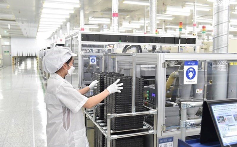 Preferential treatment for experts and scientists who are Vietnamese and reside abroad, experts and scientists from abroad is based on Article 37 of Decree 263. Photo: Hai Nguyen