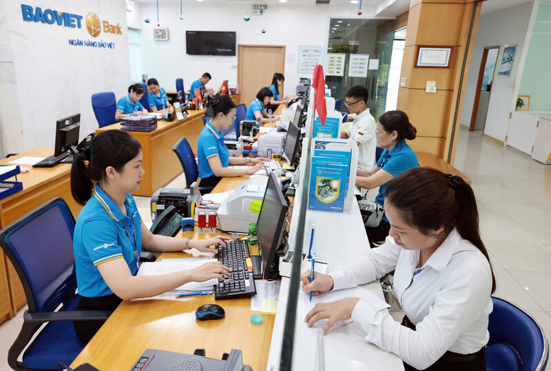 In the first 9 months of the year, BAOVIET Bank recorded a credit increase of more than 16%, capital mobilization increased by 12%. Photo: Thanh Phuong.
