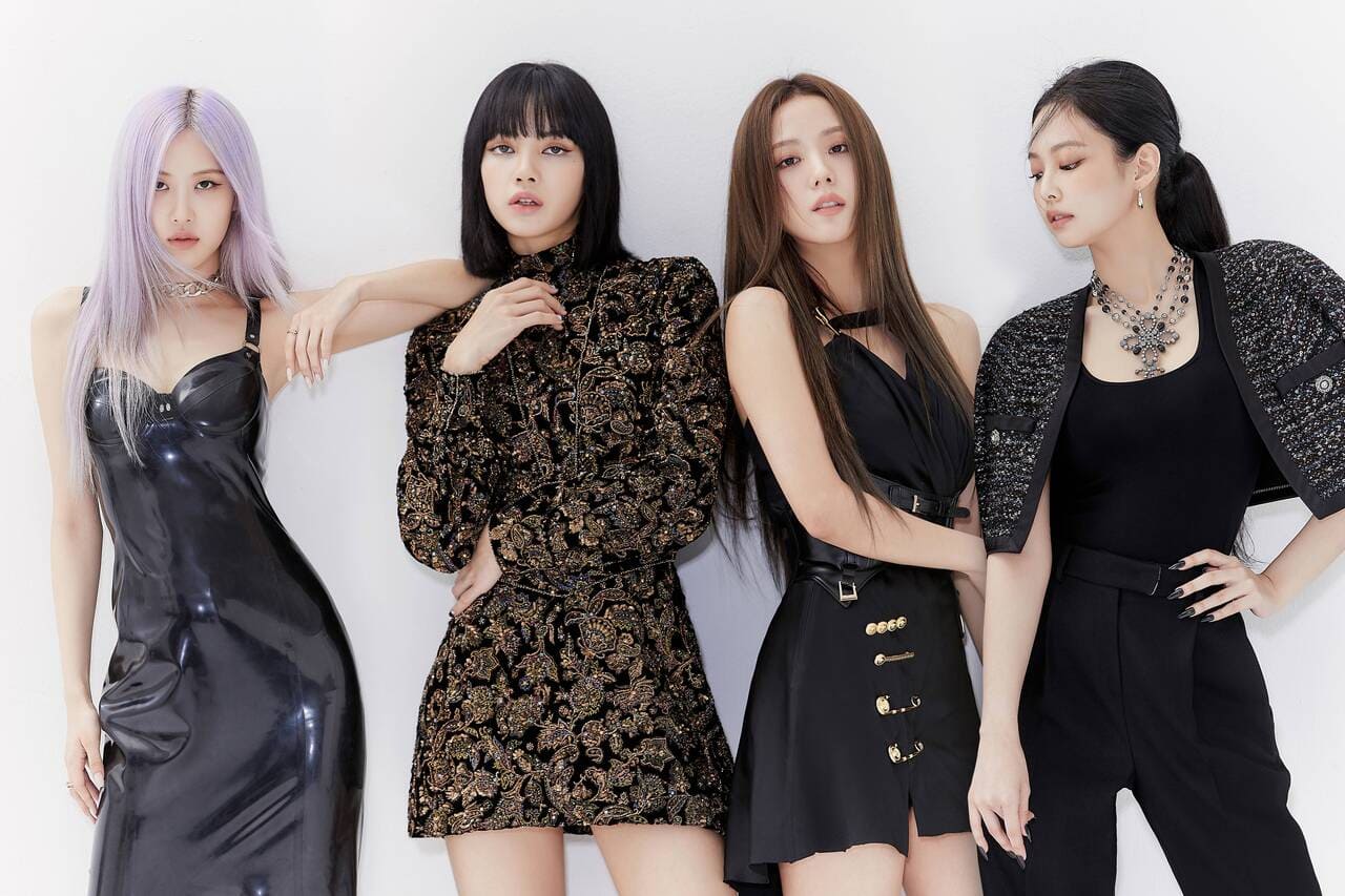 Ca 4 thanh vien Blackpink deu co ca khuc solo lot Billboard Hot 100. Anh: YG