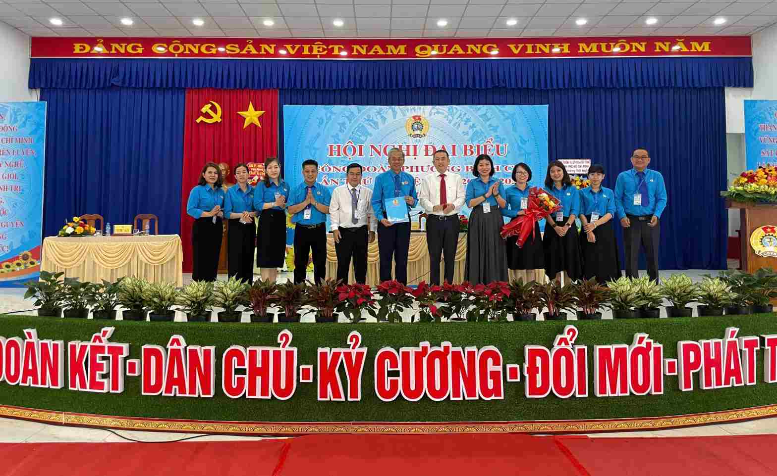 Ban Chap hanh Cong doan phuong Binh Co nhiem ky 2025-2030. Anh: Dinh Trong