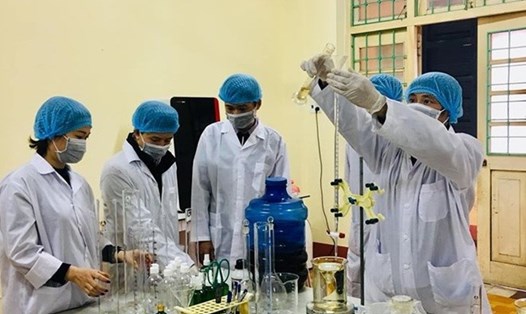 Nguyên tắc sử dụng tài sản của cơ sở công lập để góp vốn  để thương mại hóa kết quả nghiên cứu khoa học là phải đảm bảo đúng mục đích phát triển công nghệ thuộc quyền sở hữu trí tuệ của chính cơ sở đó. Ảnh: Trang Hà