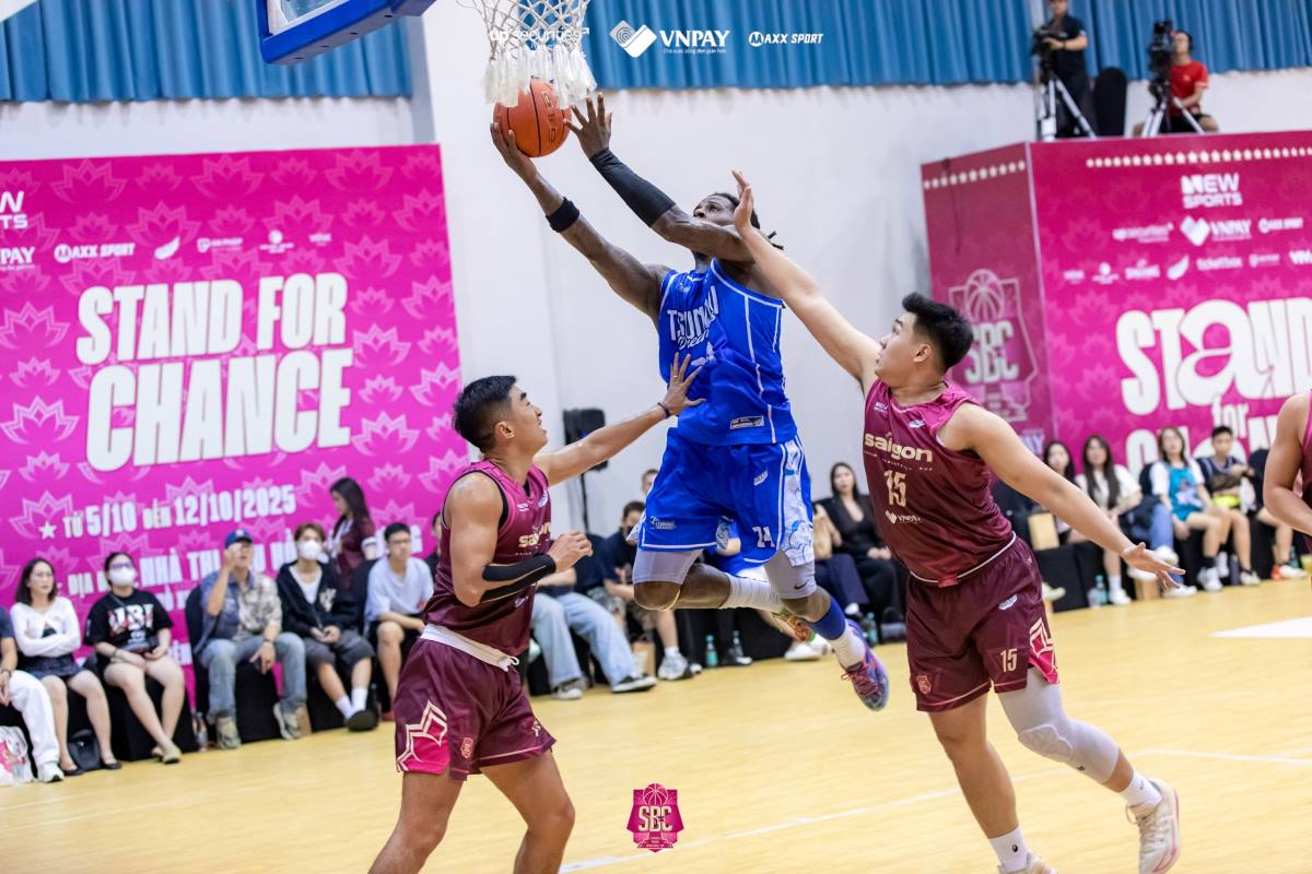 베트남 프로 농구 챔피언십 2025 브로트 바이 VNPAY 농구 대회는 하노이 브라 다낭 브라 호치민시 브라에서 온 10개의 뛰어난 팀이 참가하여 흥미진진한 경쟁을 약속합니다. 사진: VBC