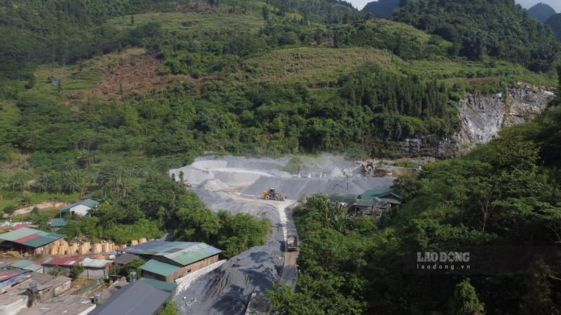 Mỏ đá Hưng Phát ở xã Mường Khương, tỉnh Lào Cai. Ảnh: Đinh Đại