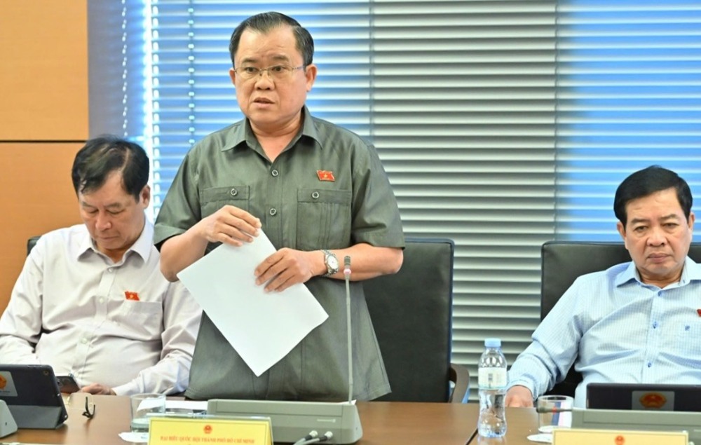 Dai bieu Nguyen Tam Hung (Doan TPHCM) gop y. Anh: Quochoi.vn