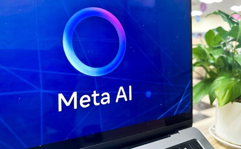 Meta researchers discovered that the Instagram algorithm prioritizes displaying negative images about the body, affecting the psychology and confidence of adolescents. Photo: Phuong Anh