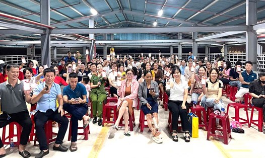 “Tổ công nhân tự quản khu nhà trọ” thứ 31 vừa được thành lập trên địa bàn phường Liên Chiểu, Đà Nẵng. Ảnh: Công đoàn Liên Chiểu