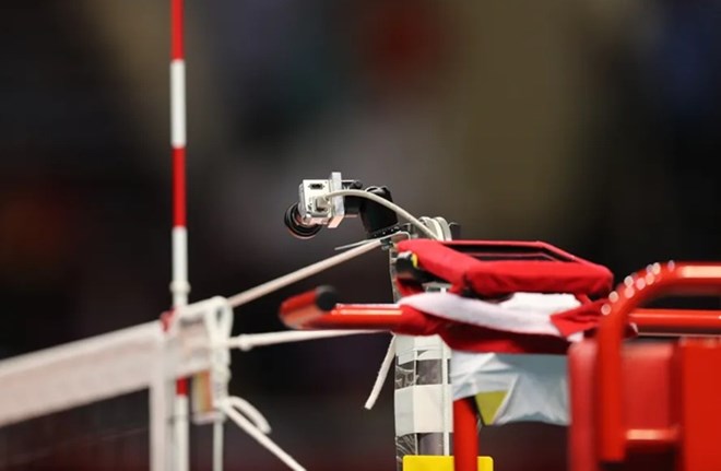 審判支援用カメラシステムは、2025年全国バレーボールA級選手権大会の決勝戦から導入予定です。写真：VFV