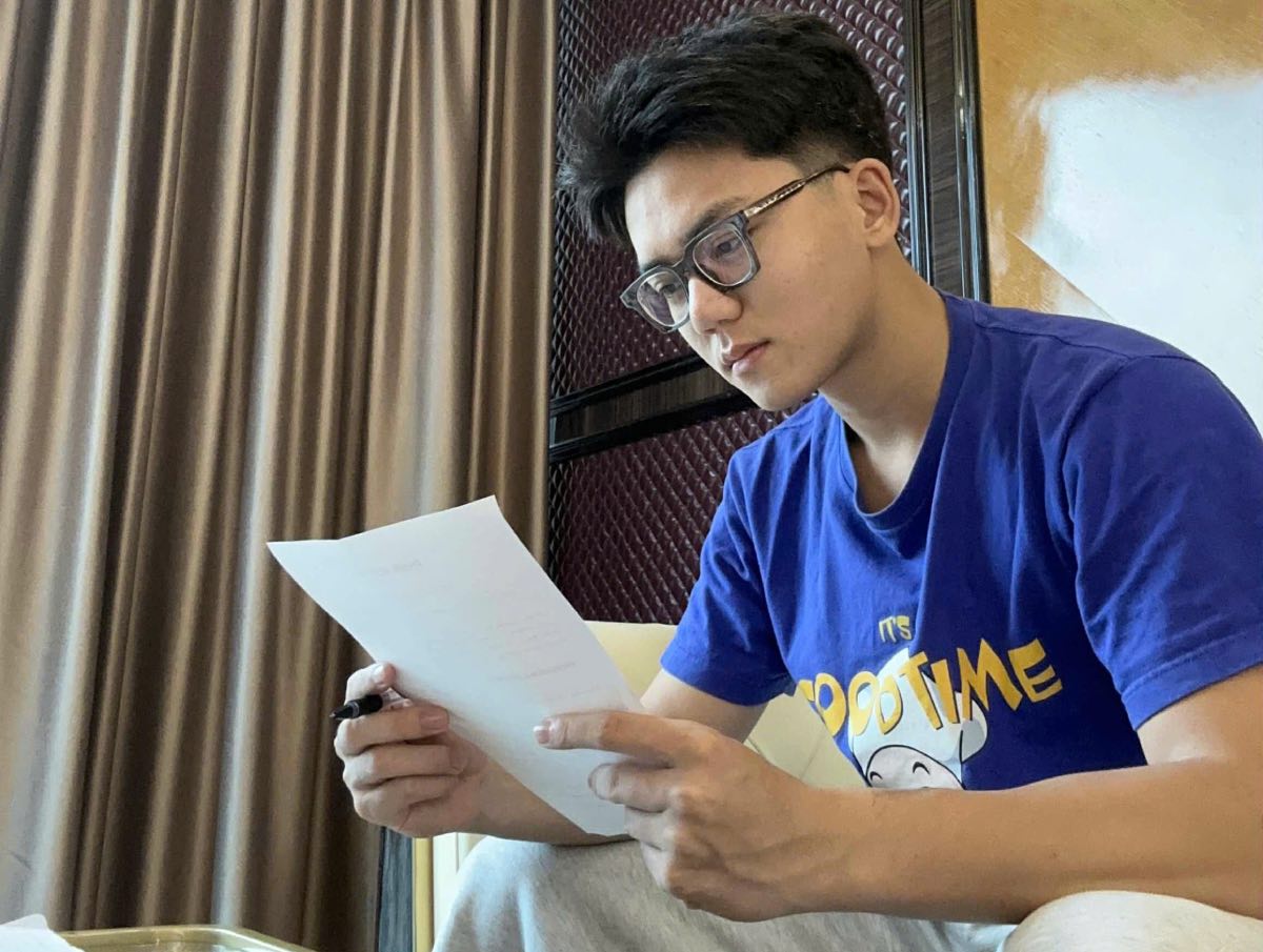 Even though they do not work in the right major, many Gen Z like Mr. Cuong still earn tens of millions of VND a month. Photo: Character provided