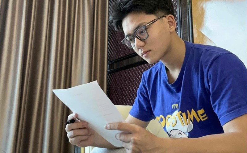 Even though they do not work in the right major, many Gen Z like Mr. Cuong still earn tens of millions of VND a month. Photo: Character provided