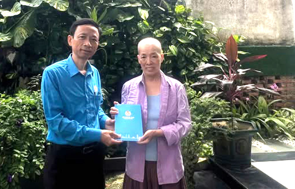 La Federacion Laboral de la ciudad de Da Nang apoya de forma inesperada a los miembros del sindicato en dificultades. Foto: Sindicato de Da Nang