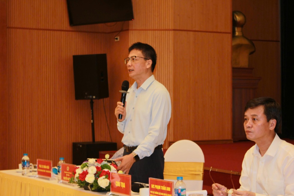 Theo TS Nguyen Ngoc An, nam 2025, truoc nhung doi hoi moi, Bo Giao duc va Dao tao xay dung 3 du thao: Chuan NNGV pho thong, chuan nghe nghiep giang vien dai hoc va chuan nghe nghiep giao vien cac truong du bi dai hoc. Anh: Phan The Bach
