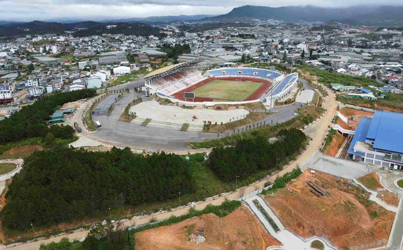 Da Lat Stadium (Lam Dong) has been in use since 2023. Photo: Phuc Khanh