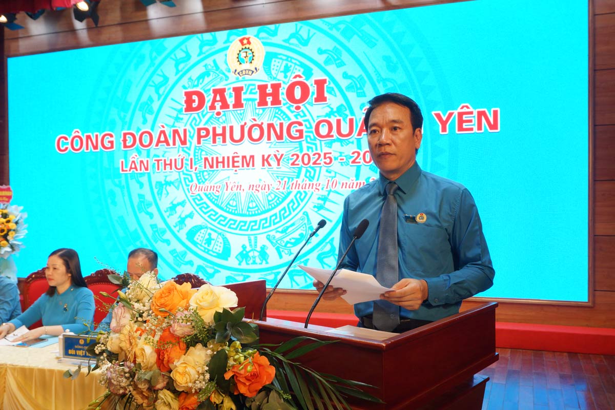 Ong To Xuan Thao, Pho Chu tich Uy ban MTTQ Viet Nam tinh, Chu tich LDLD tinh Quang Ninh phat bieu chi dao Dai hoi. Anh: Doan Hung