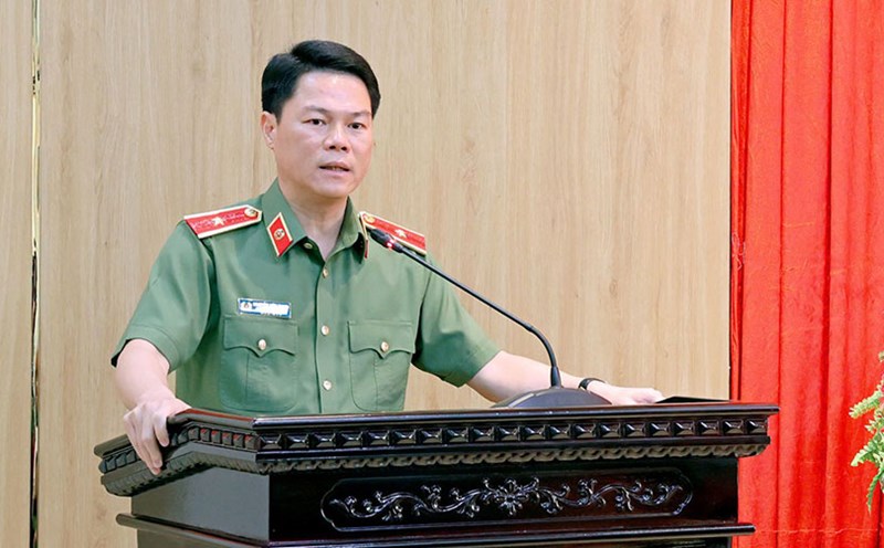Major General Nguyen Huu Manh is proposed to be awarded the title of National Emulation Fighter. Photo: Ninh Binh Provincial Police