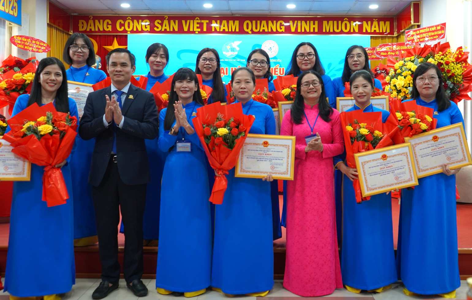 Anh: Phuong Linh
