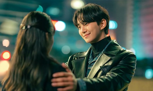 Lee Junho đang là diễn viên được yêu thích ở hiện tại. Ảnh: Nhà sản xuất/Netflix