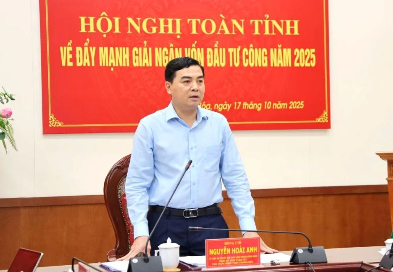 According to Mr. Nguyen Hoai Anh - Chairman of Thanh Hoa Provincial People's Committee, the regulations are an important tool to improve operational efficiency. Photo: Minh Hang