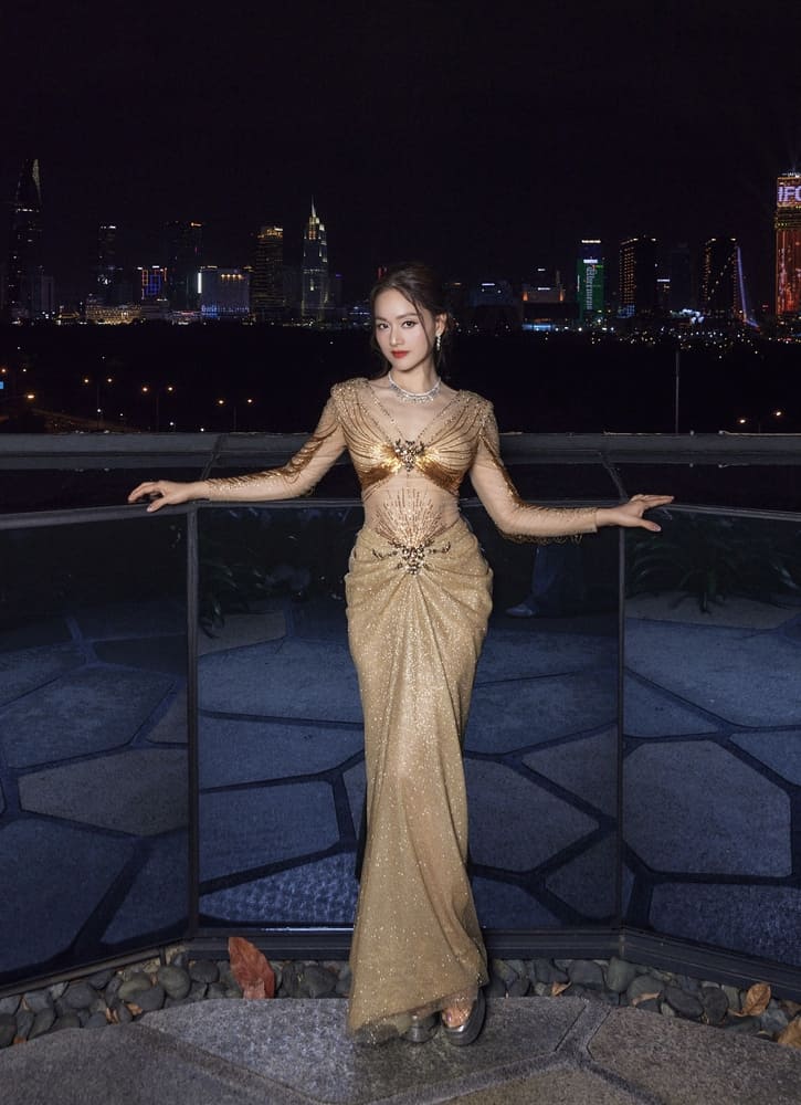 Lan Phuong duy tri voc dang manh mai bang cach luyen tap the thao cham chi moi ngay. Anh: Nhan vat cung cap