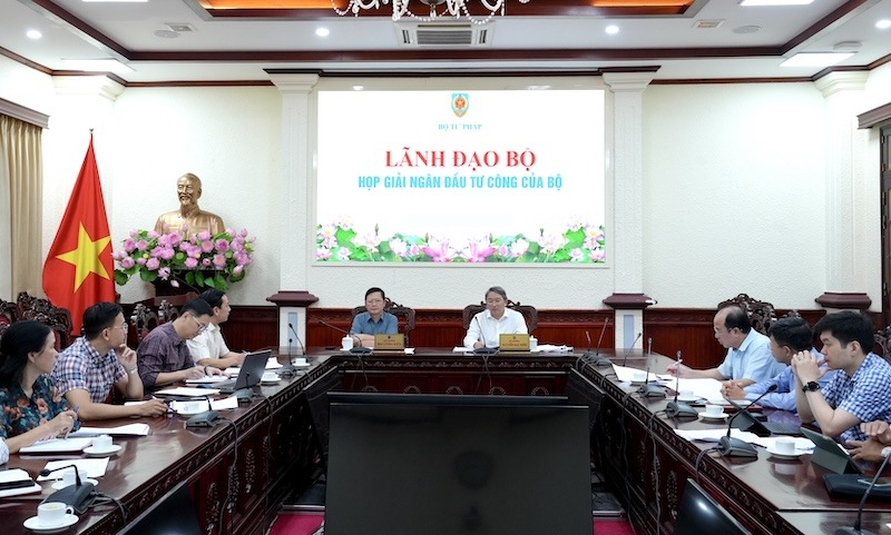 法務省首脳は公共投資資金の支出に関する会合を開催した。写真提供：法務省