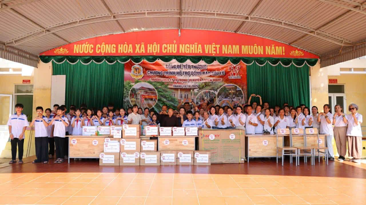 Nhieu nhu yeu pham thiet thuc duoc gui den thay co, hoc sinh truong